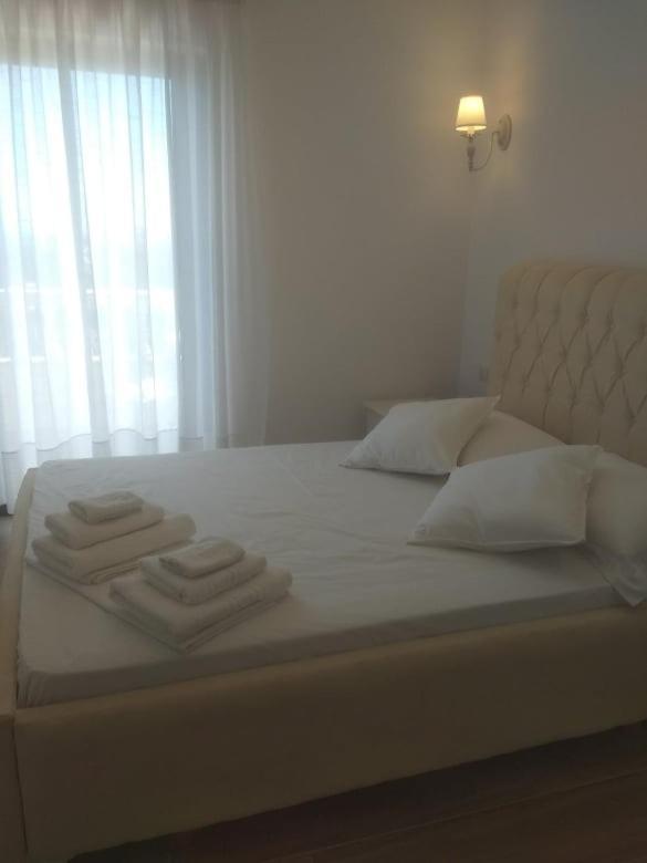 Vogklis House Hotel Qeparo Bagian luar foto