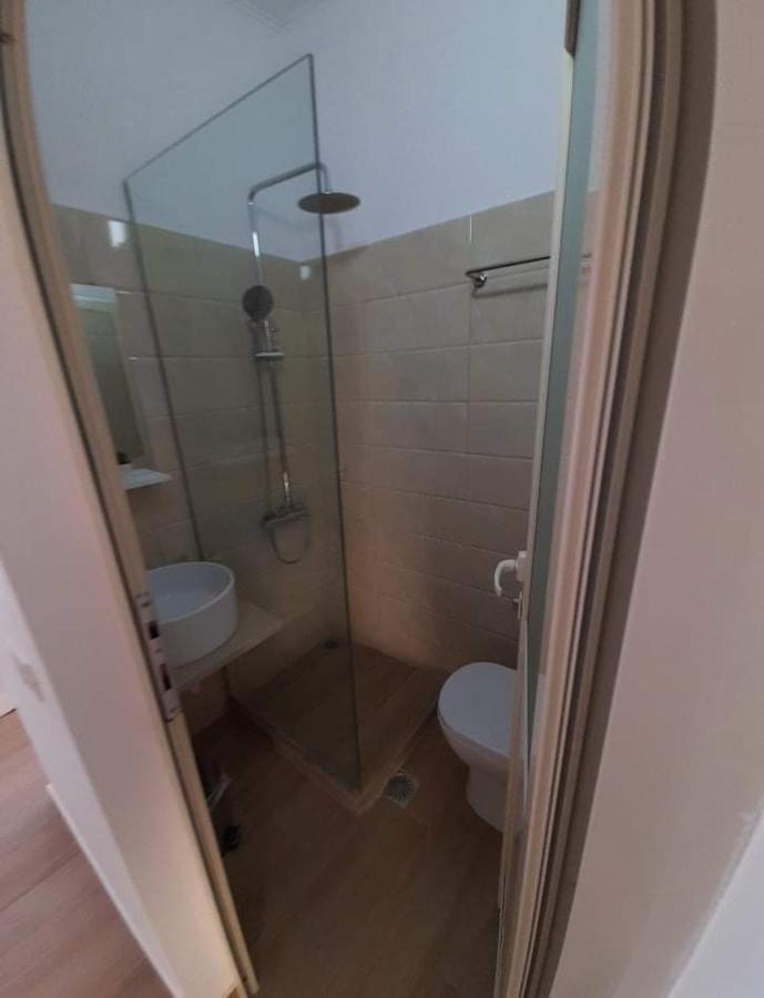Vogklis House Hotel Qeparo Bagian luar foto