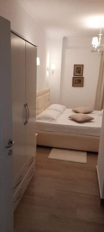 Vogklis House Hotel Qeparo Bagian luar foto