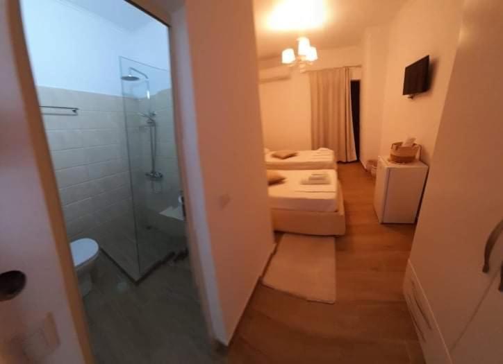 Vogklis House Hotel Qeparo Bagian luar foto